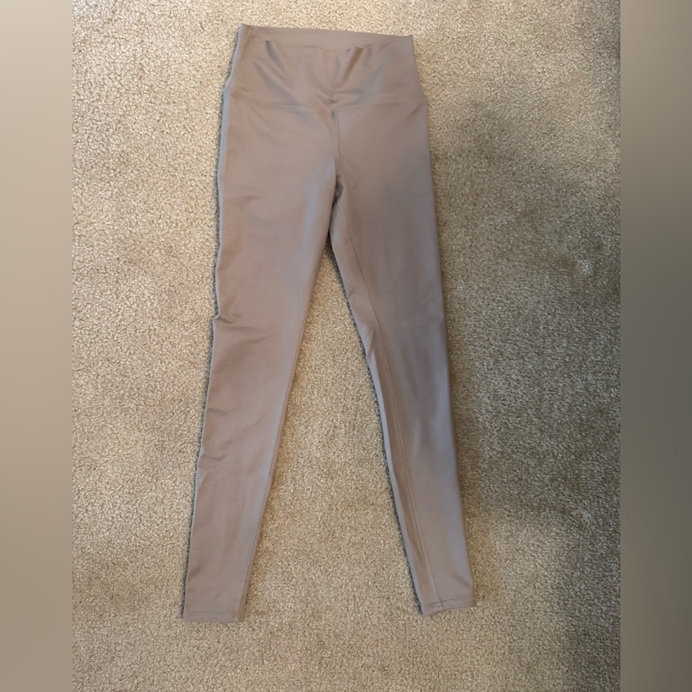 Alo Yoga Beige High-Waisted Leggings